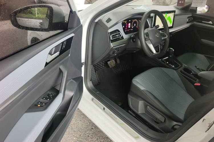 Volkswagen Lavida 2023 car image #16