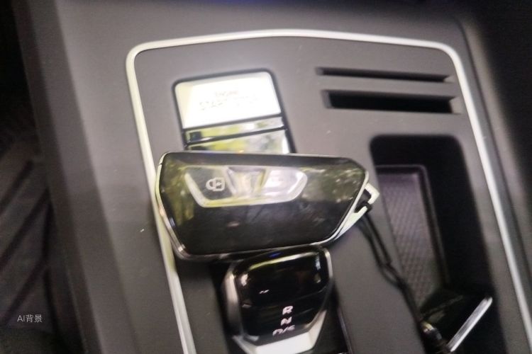 Volkswagen Golf 2021 car image #10