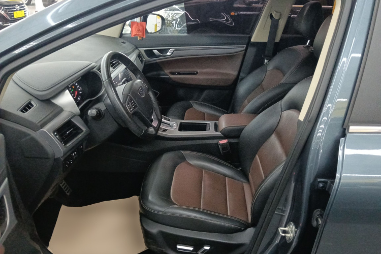 GEELY Emgrand GS 2019 #15 GEELY Emgrand GS 2019 car image #15