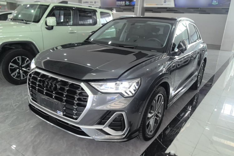 Audi Q3 2021 #2 Audi Q3 2021 car image #2