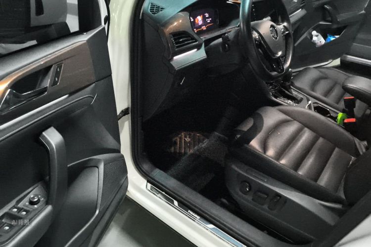 Volkswagen Tharu 2020 car image #18
