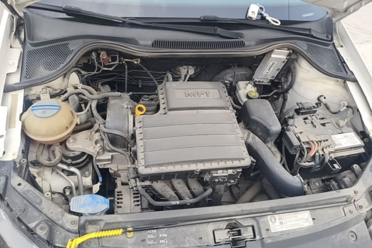 Volkswagen Polo 2016 car image #20