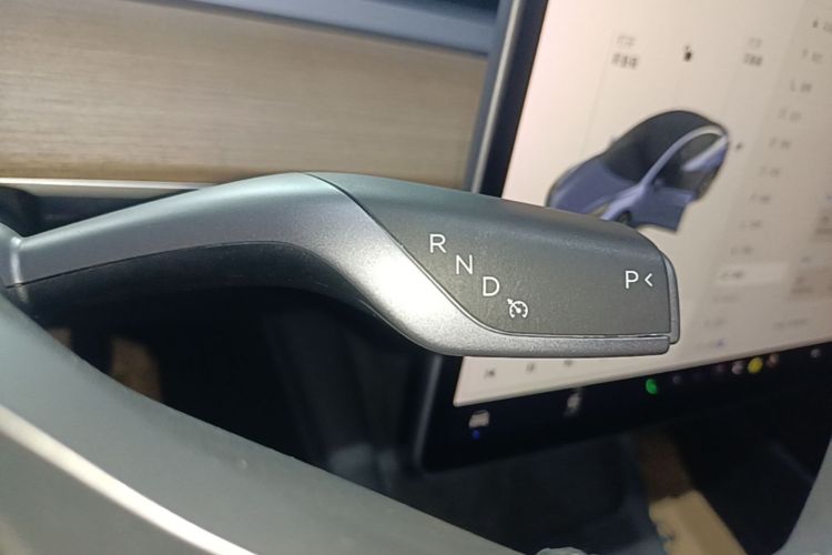 Tesla Model 3 2021 #14 Tesla Model 3 2021 car image #14