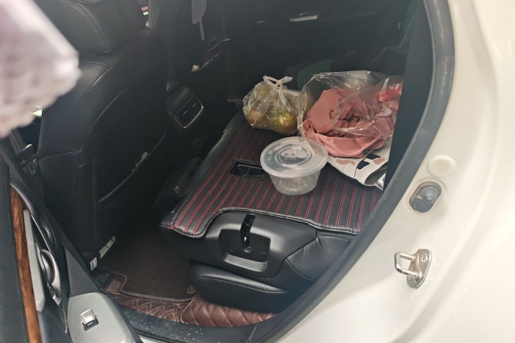 Honda CR-V 2018 car image #10
