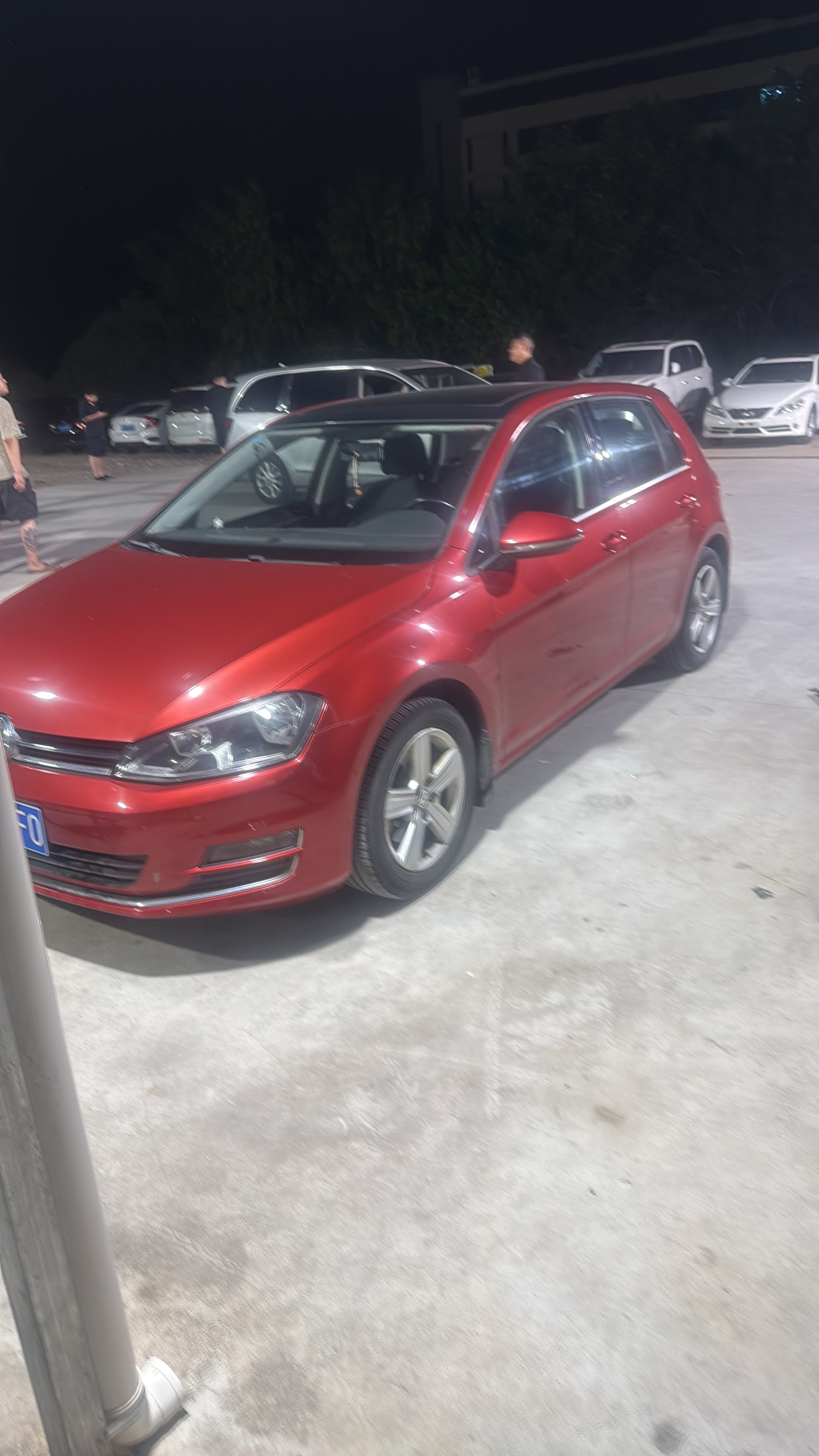 Volkswagen Golf 2015 car image 
