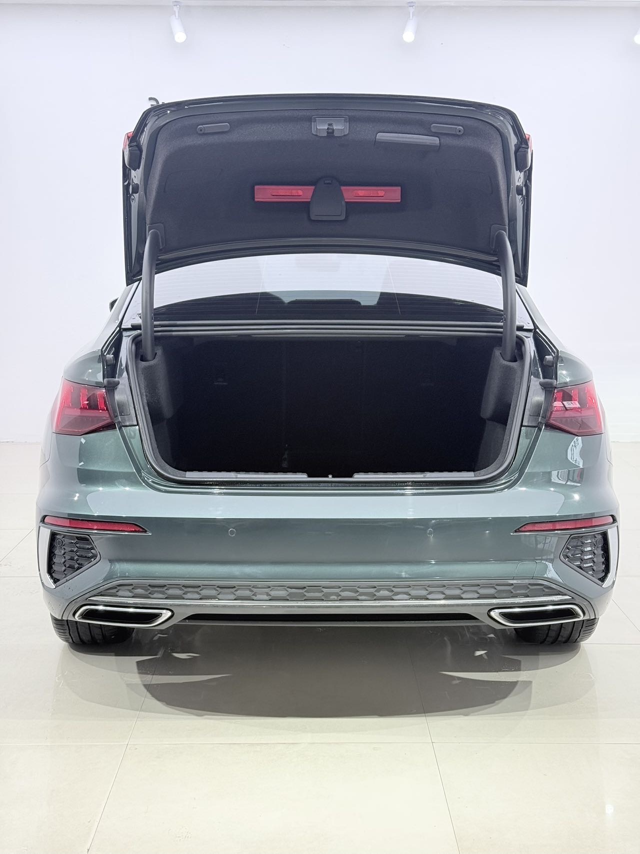 Audi A3 2023 #14 Audi A3 2023 صورة سيارة #14