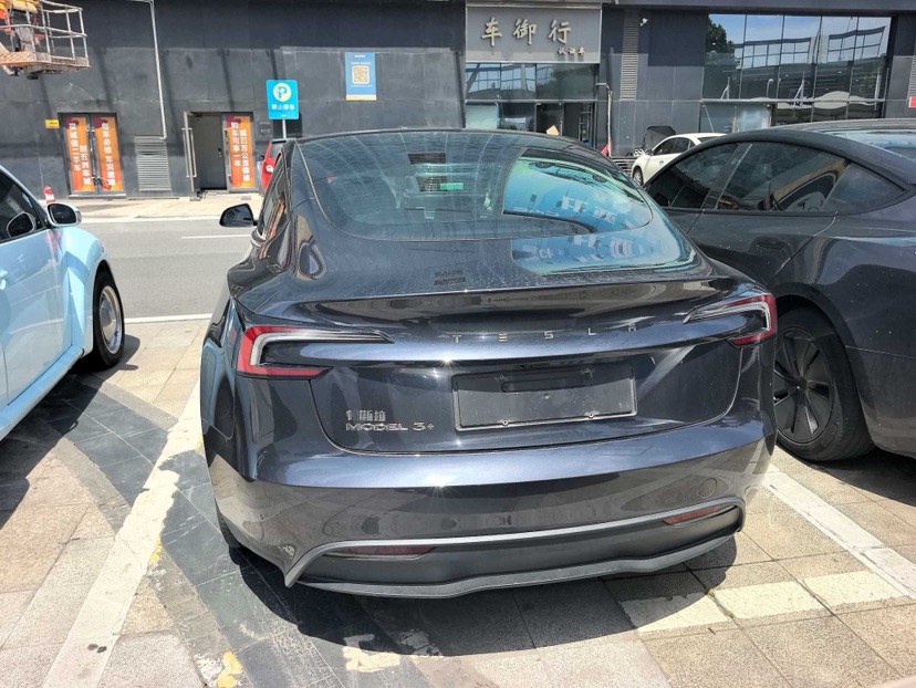 Tesla Model 3 2024 #4 Tesla Model 3 2024 immagine di auto #4