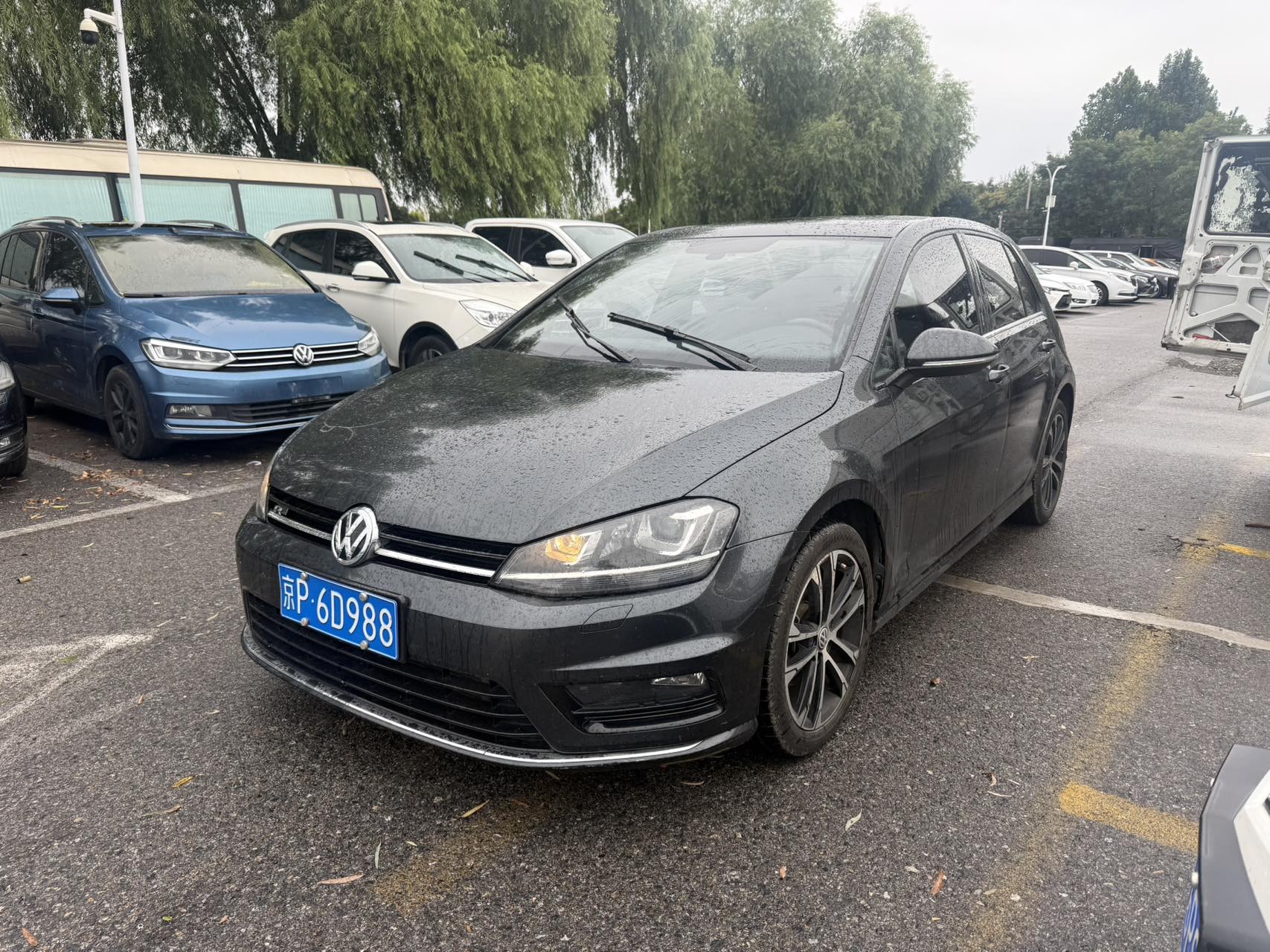 2017 car image 