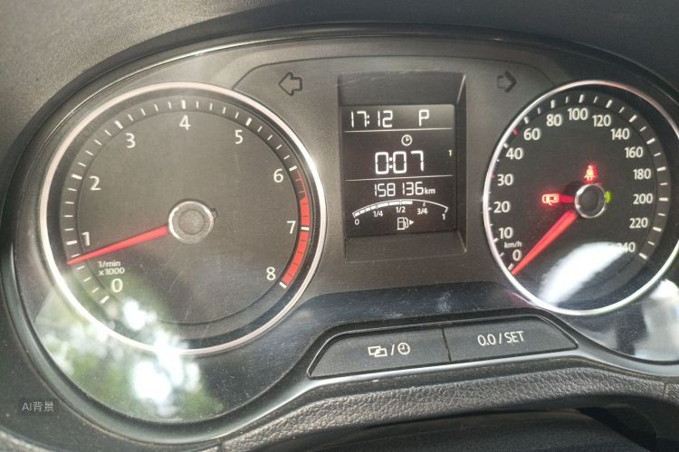 Volkswagen Polo 2016 car image #14