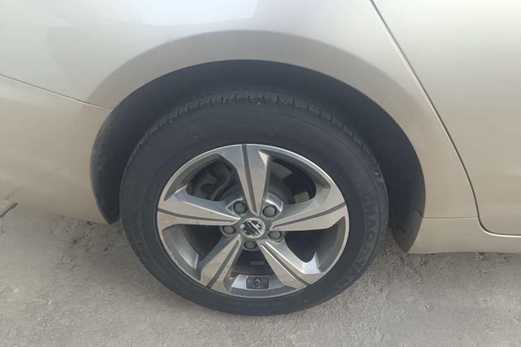 GEELY Emgrand GL 2018 car image #10