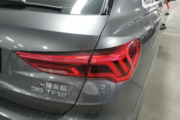 Audi Q3 2021 #8 Audi Q3 2021 car image #8