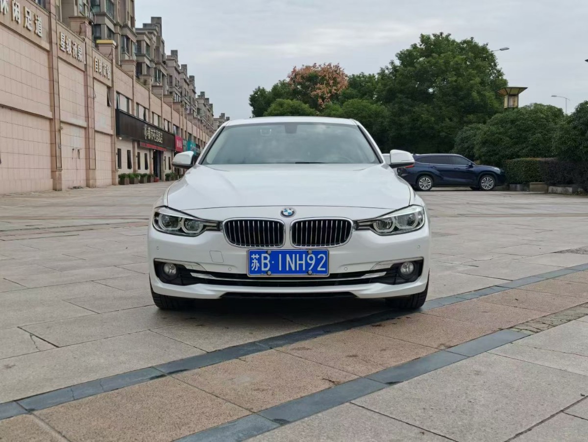 BMW 3 Series 2017 изображение автомобиля 