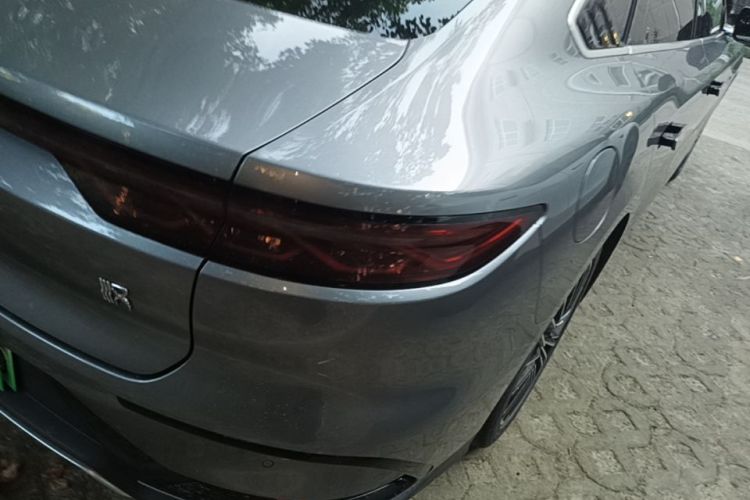 BYD Han 2024 car image #8