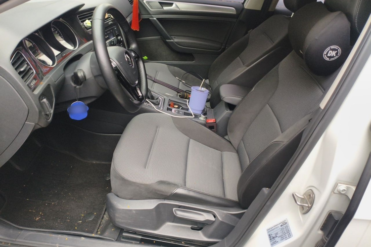 Volkswagen Golf 2018 #15 Volkswagen Golf 2018 car image #15