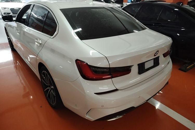 BMW 3 Series 2021 #5 BMW 3 Series 2021 car image #5