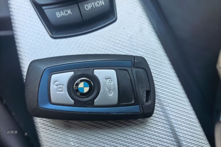 BMW 3 Series 2018 #10 BMW 3 Series 2018 immagine di auto #10