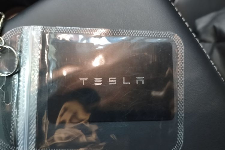 Tesla Model Y 2022 #9 Tesla Model Y 2022 car image #9