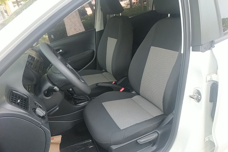 Volkswagen Polo 2018 #15 Volkswagen Polo 2018 car image #15