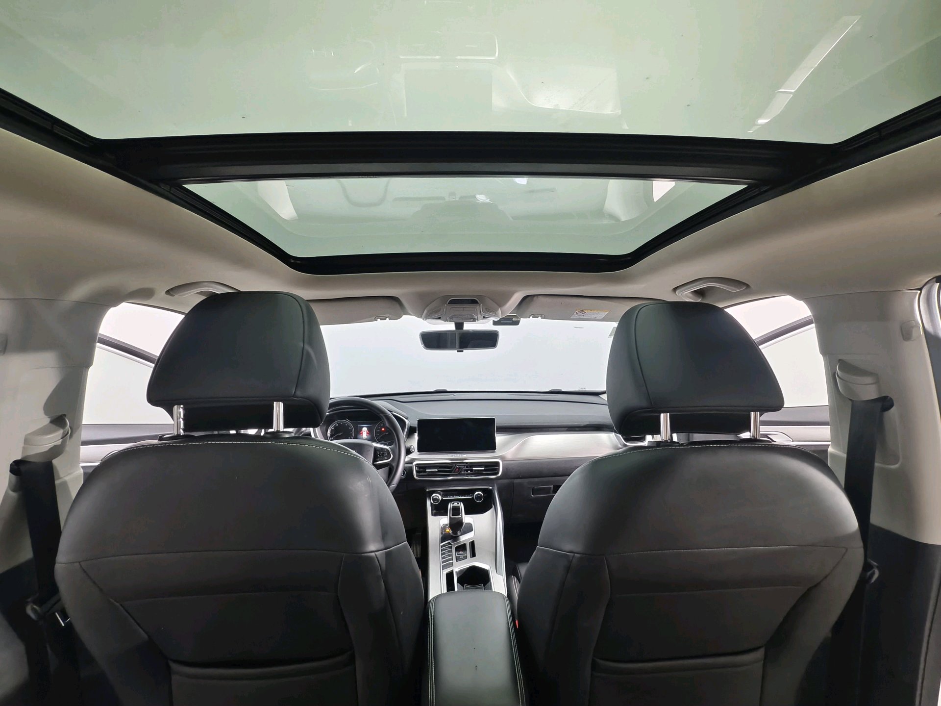 GEELY Coolray 2020 car image #8
