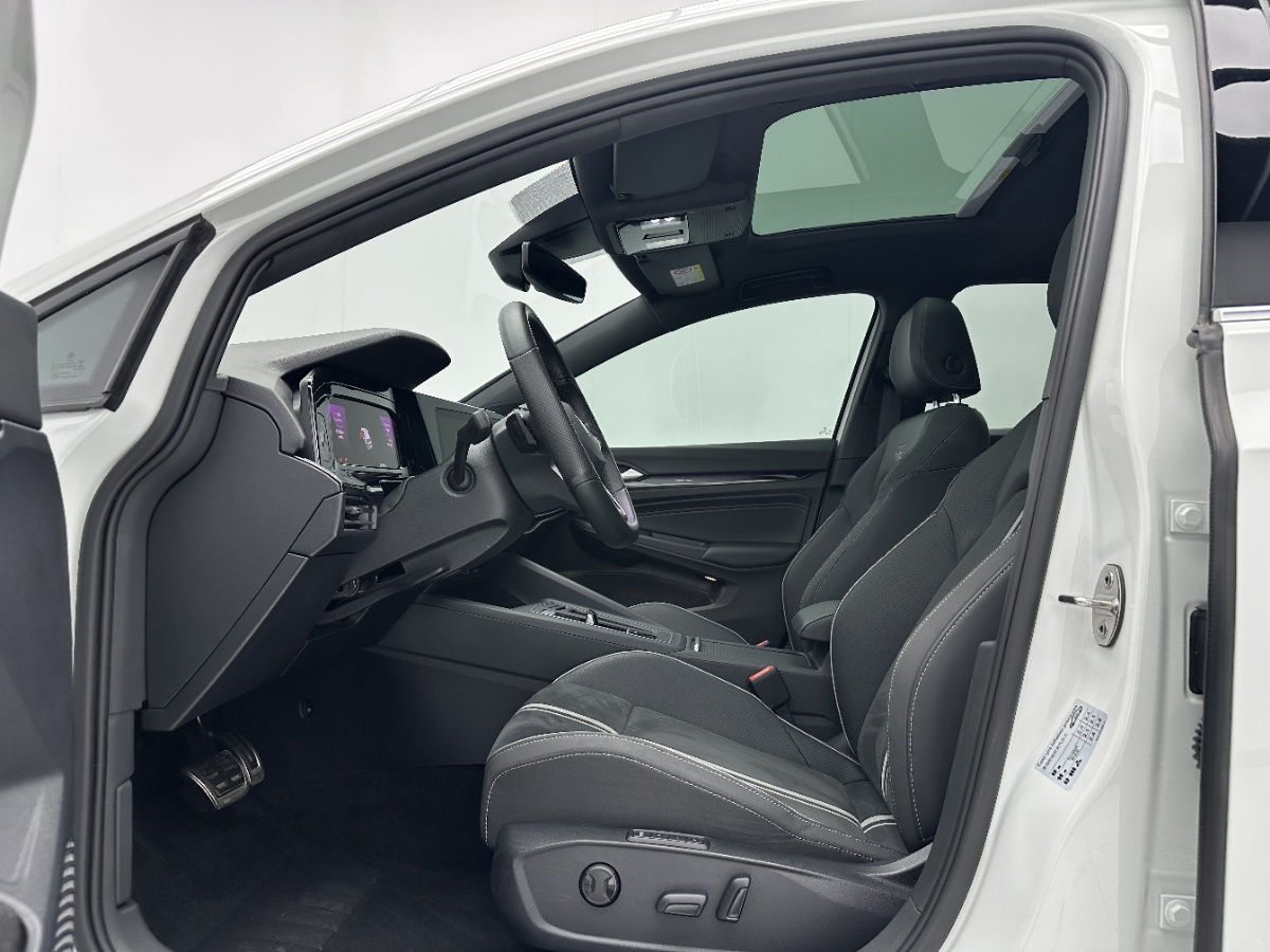 Volkswagen Golf 2022 #5 Volkswagen Golf 2022 car image #5