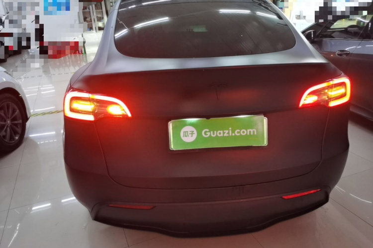 Tesla Model Y 2023 #6 Tesla Model Y 2023 car image #6