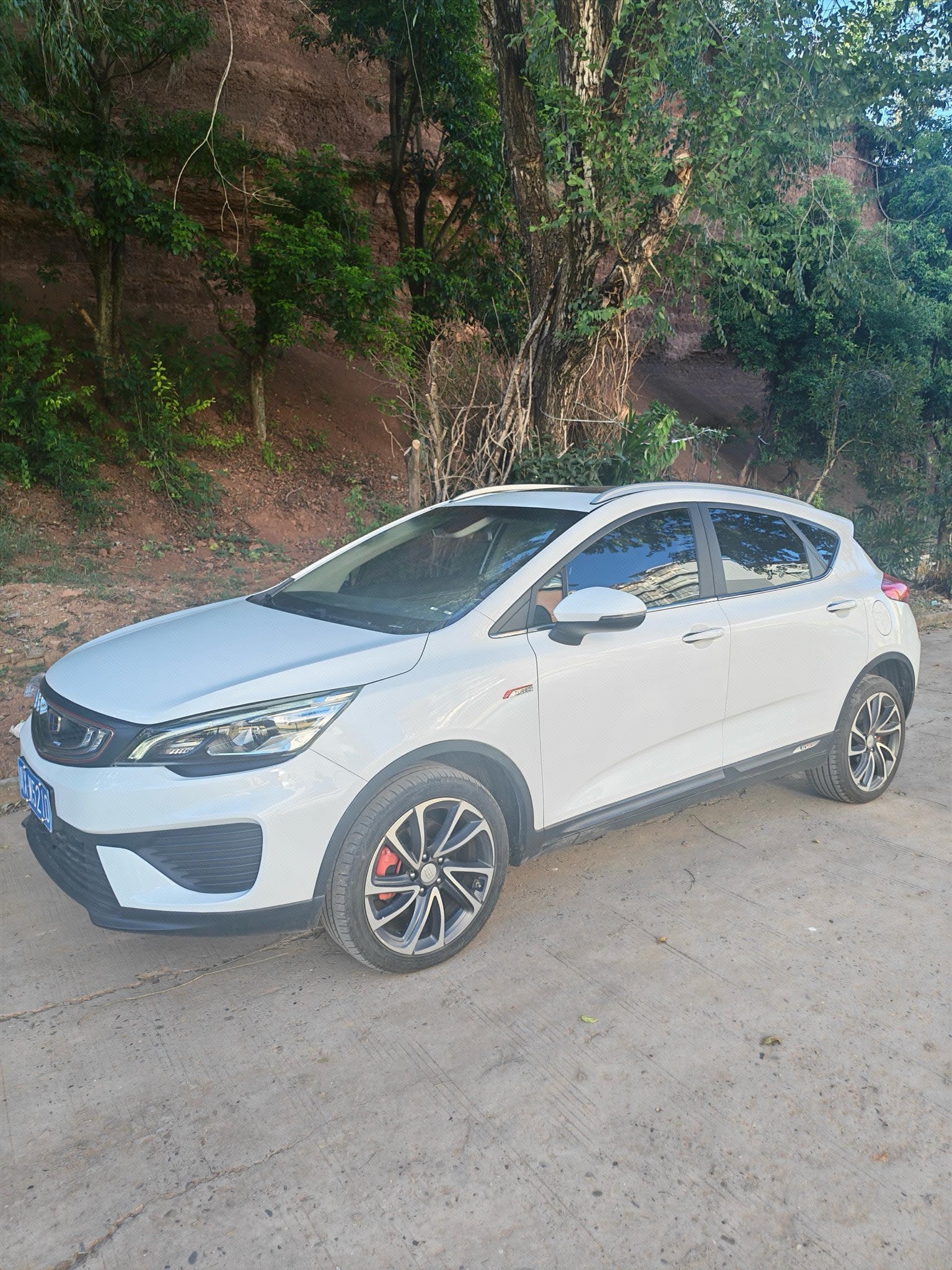 GEELY Emgrand GS 2018 car image 