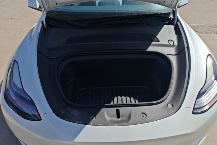 Tesla Model Y 2022 #20 Tesla Model Y 2022 immagine di auto #20