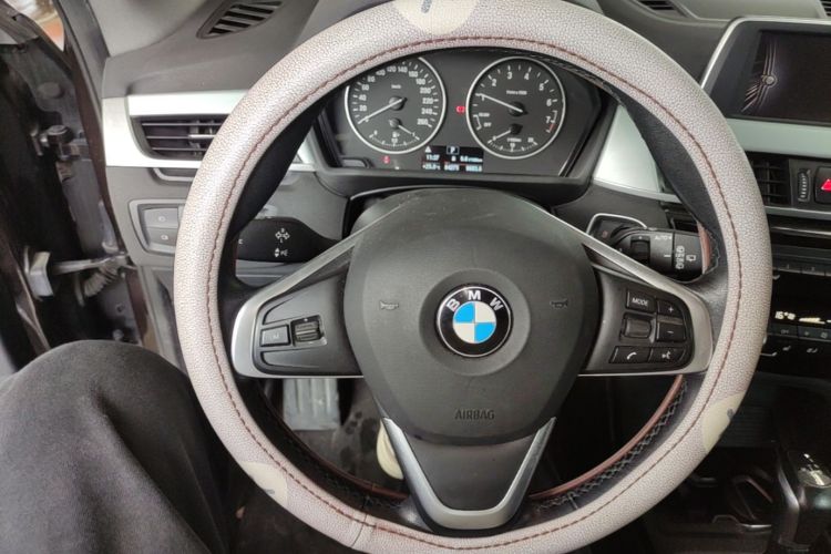 BMW X1 2017 #11 BMW X1 2017 car image #11