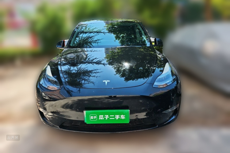 Tesla Model Y 2023 #3 Tesla Model Y 2023 car image #3