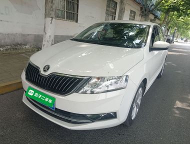 Skoda Rapid 2019 Skoda Rapid 2019 image de voiture