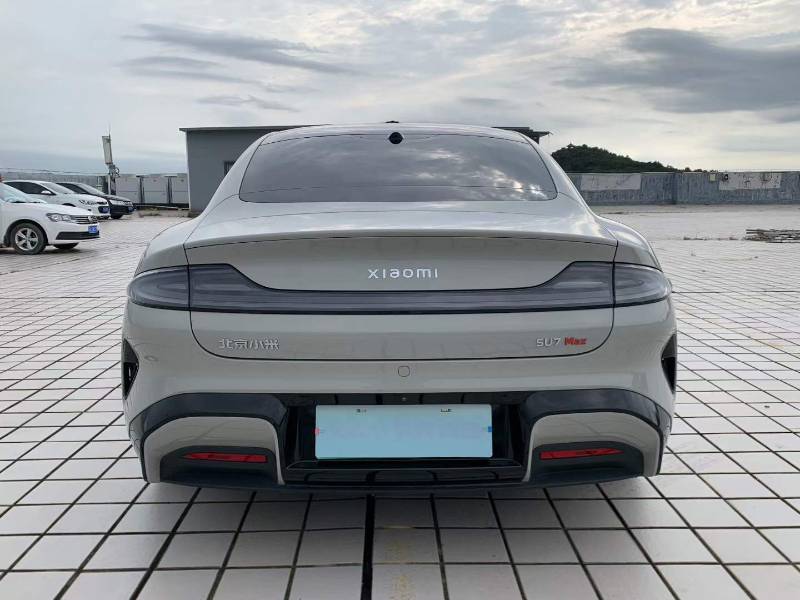 MI SU7 2024 car image #5