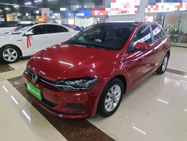 Volkswagen Polo 2021 immagine di auto 