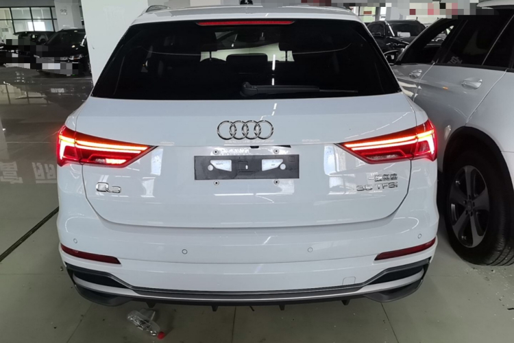 Audi Q3 2020 #6 Audi Q3 2020 car image #6