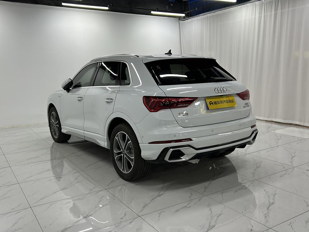 Audi Q3 2025 car image #5