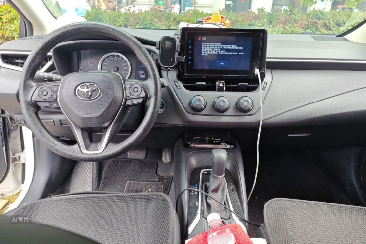 Toyota Corolla 2023 car image #11