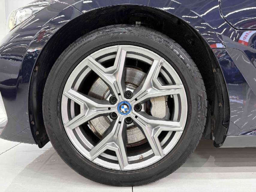 BMW i3 2022 car image #7