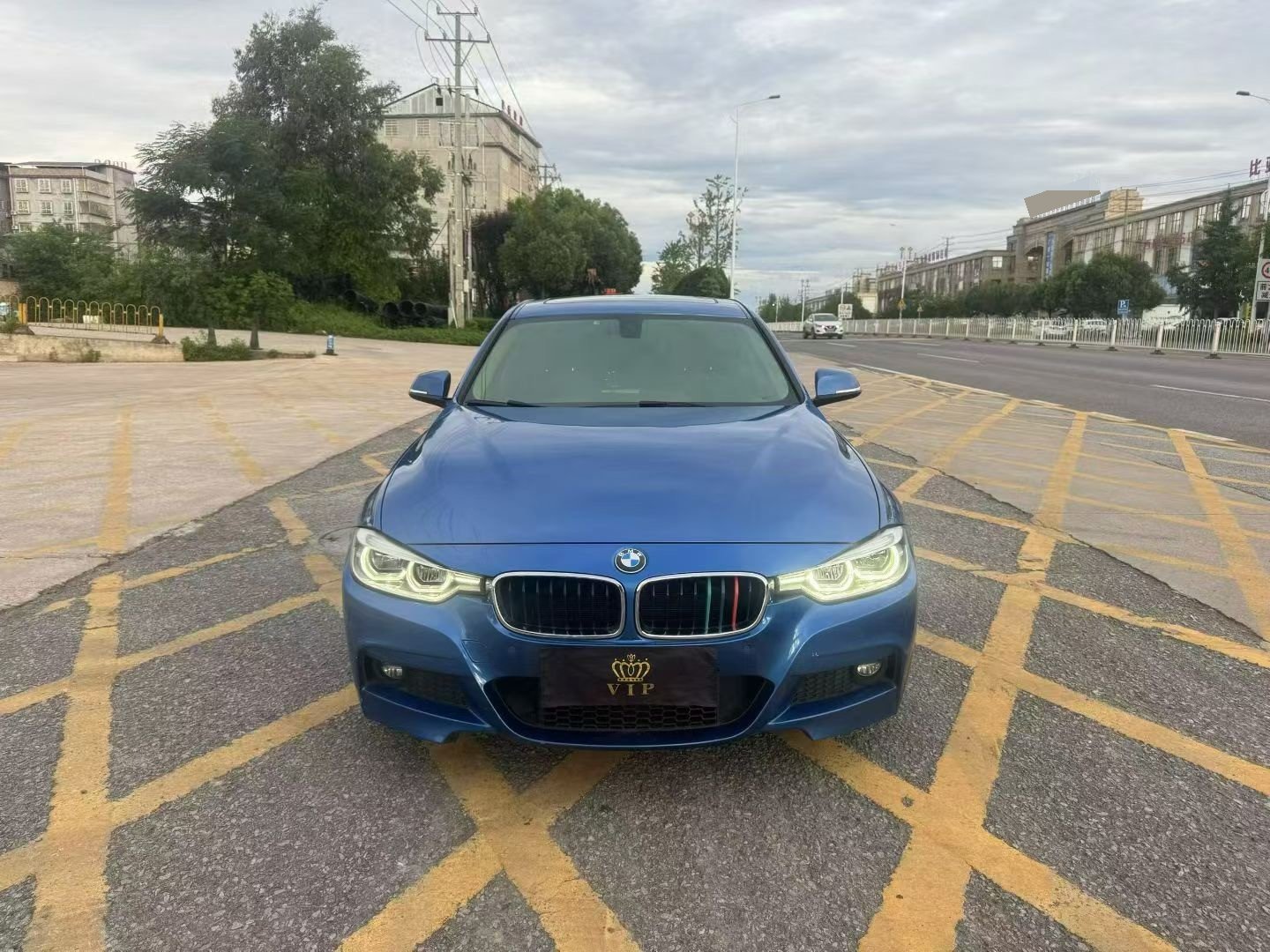 BMW 3 Series 2019 #2 BMW 3 Series 2019 car image #2