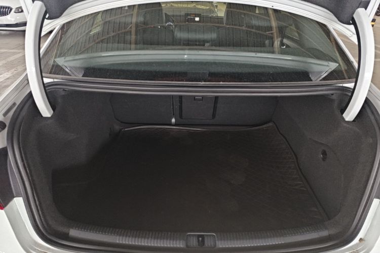 Audi A3 2017 car image #19