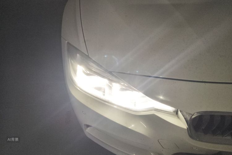 BMW 3 Series 2018 صورة سيارة #8