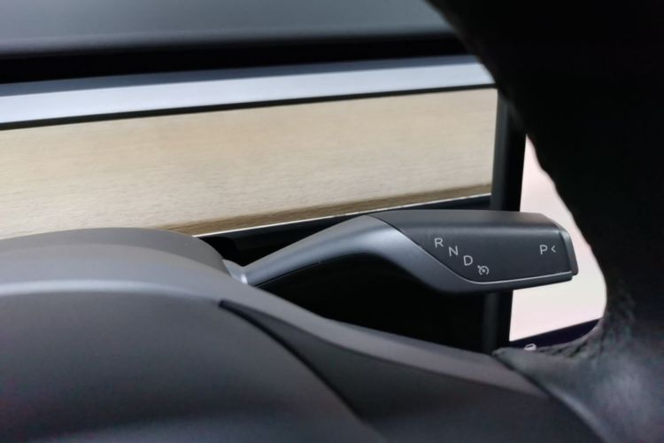 Tesla Model Y 2022 #18 Tesla Model Y 2022 car image #18