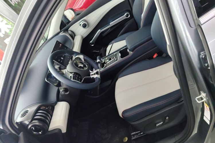 BYD Yuan Plus 2023 car image #15