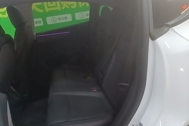 Tesla Model Y 2025 car image #13