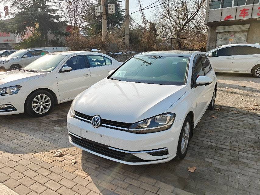 2018 2018 car image