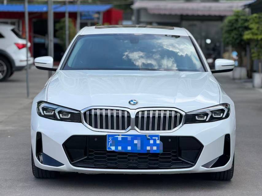 BMW 3 Series 2023 imagen de coche #2