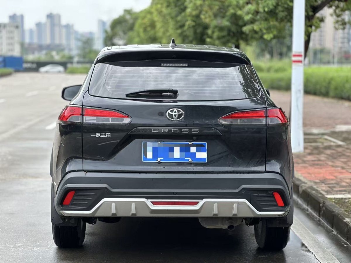 Toyota Corolla Cross 2024 car image #9