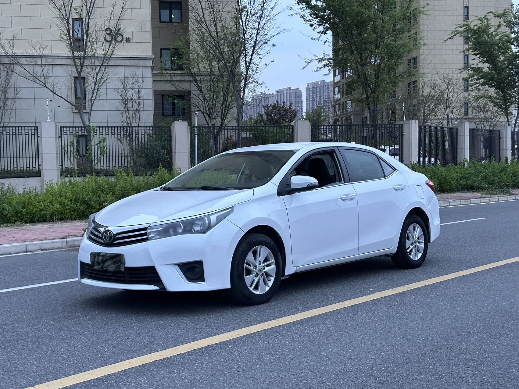 Toyota Corolla 2016 car image 