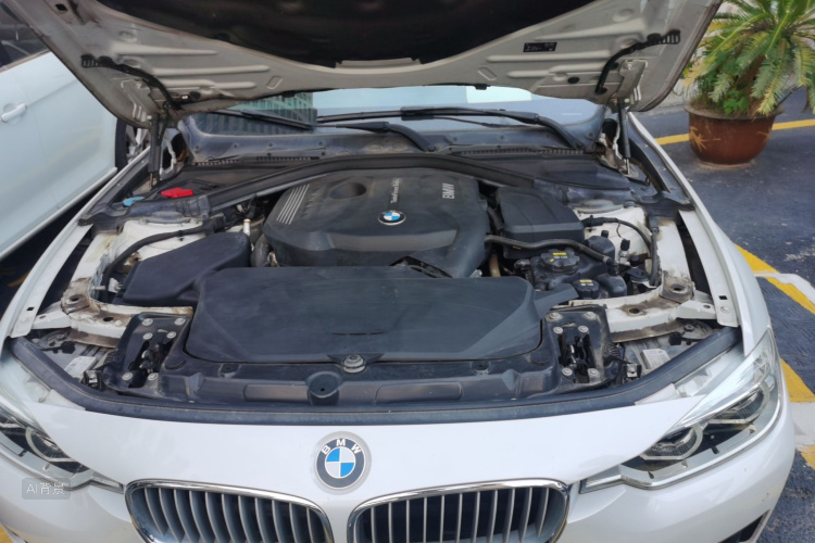 BMW 3 Series 2019 #22 BMW 3 Series 2019 car image #22