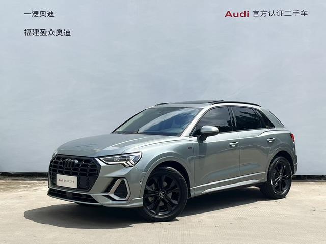 Audi Q3 2023 car image #10