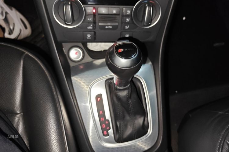 Audi Q3 2017 #16 Audi Q3 2017 car image #16