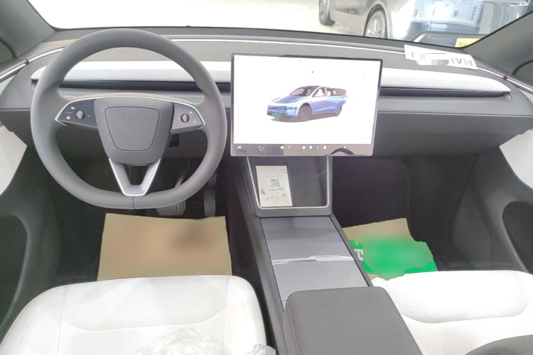 Tesla Model Y 2026 #10 Tesla Model Y 2026 car image #10
